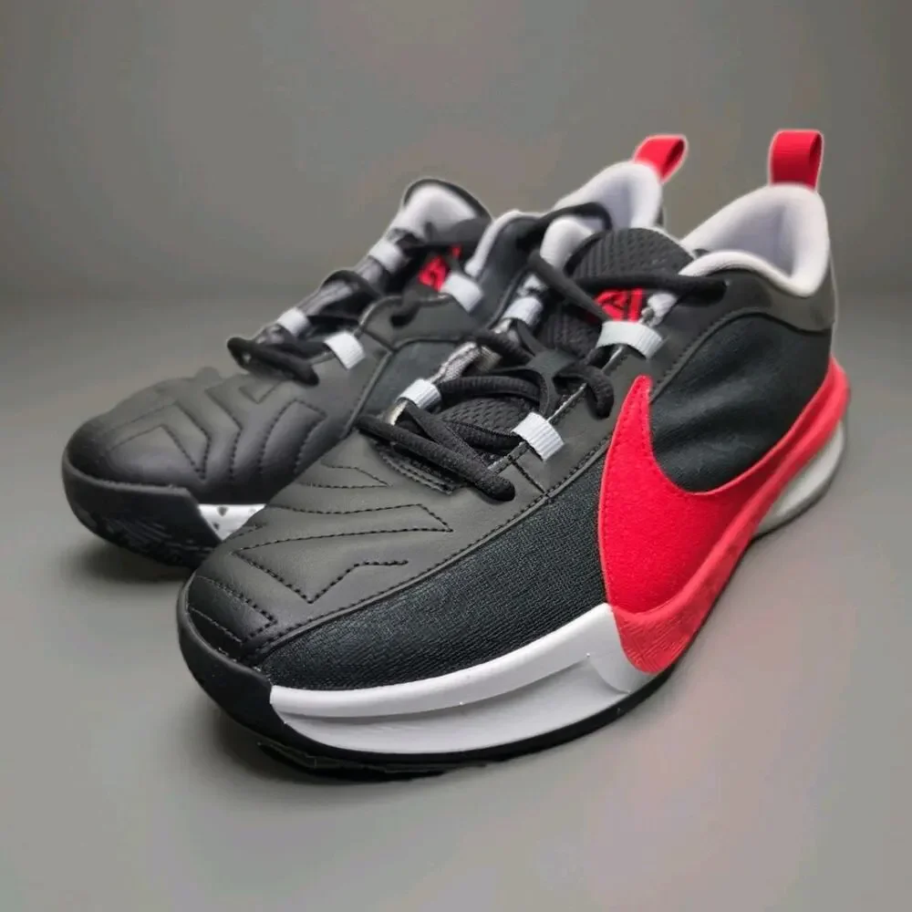 Size 6.5Y Nike Freak 5 (GS)